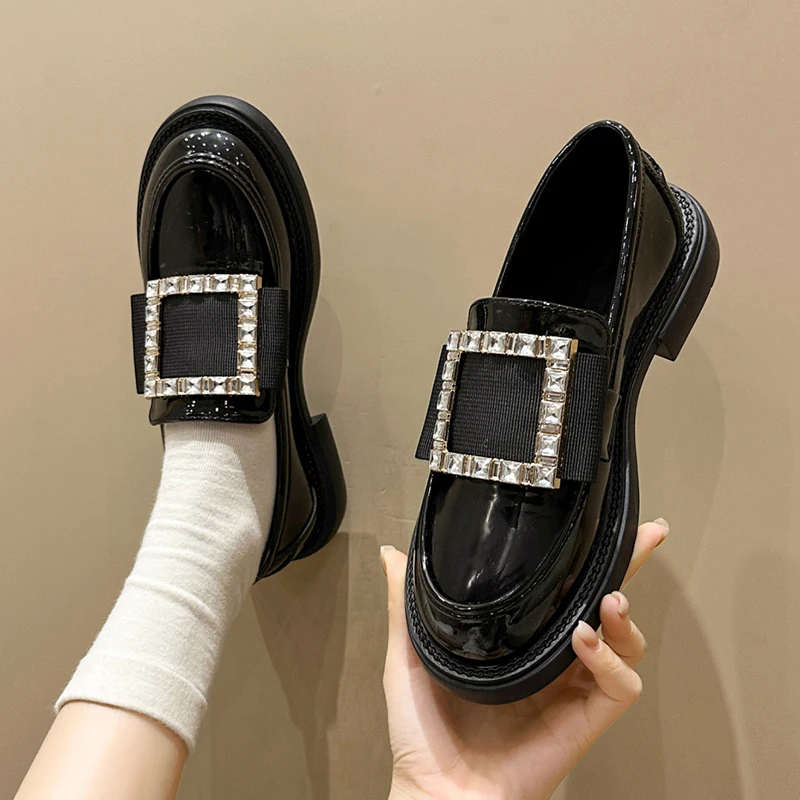 Crystal Loafers Women Flats Platform Shoes 2024 New Designer Spring Walking Casual Shoes Dress Elegant Shallow Zapatillas Femme
Crystal Loafers Women Flats Platform Shoes 2024 New Designer Spring Walking Casual Shoes Dress Elegant Shallow Zapatillas Femme