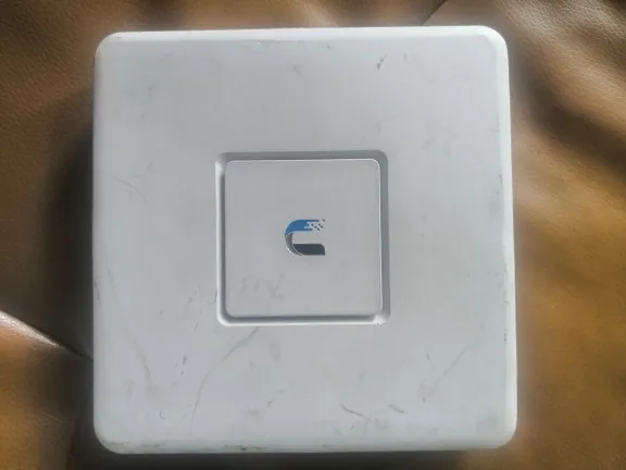 USG Gigabit Cable Route Security Gateway Firewall Unifi VPN Radius Second-hand
USG Gigabit Cable Route Security Gateway Firewall Unifi VPN Radius Second-hand