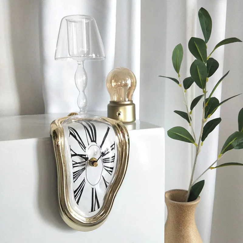 Retro Melting Wall Clocks Silent Art Creative Surrealism Electronic Clock Home Decor Office Desks Watch Surrealist Distorted
Retro Melting Wall Clocks Silent Art Creative Surrealism Electronic Clock Home Decor Office Desks Watch Surrealist Distorted