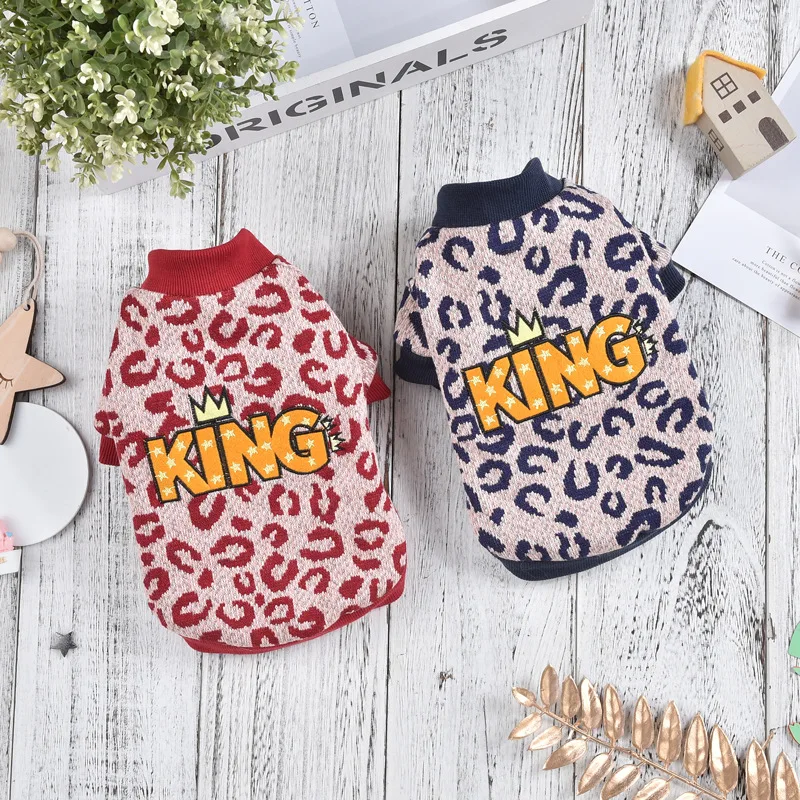 New Winter Pet Clothing King Dog Clothes Thickened Knitted Leopard Sweater Fashion Party Clothing Designer Dog Clothes
New Winter Pet Clothing King Dog Clothes Thickened Knitted Leopard Sweater Fashion Party Clothing Designer Dog Clothes