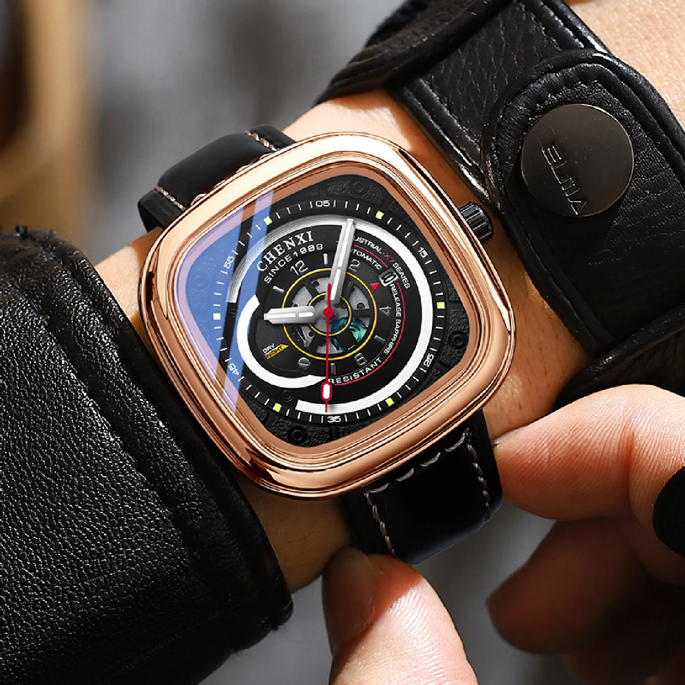 CHENXI Men Watches Fashion Square Dial Top Brand Luxury Quartz Wristwatch Leather Waterproof Sports Military Men's Watch
CHENXI Men Watches Fashion Square Dial Top Brand Luxury Quartz Wristwatch Leather Waterproof Sports Military Men's Watch