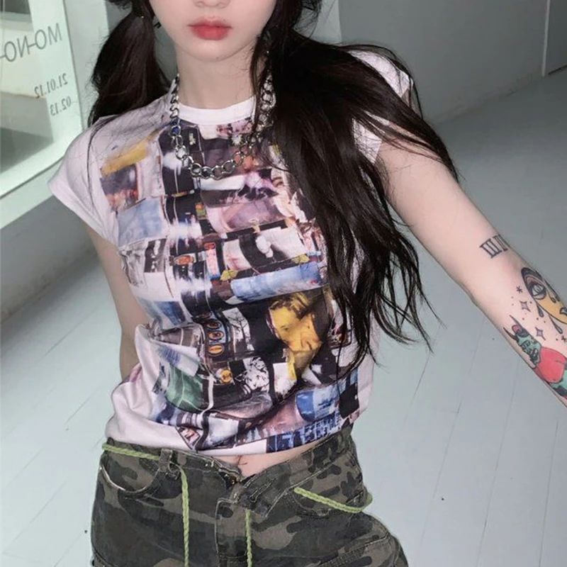 

Retro American Street Punk Character Graffiti T Shirts Egirl Skinny Y2k Crop Top Sexy Woman Casual Tee Summer Oversized Harajuku