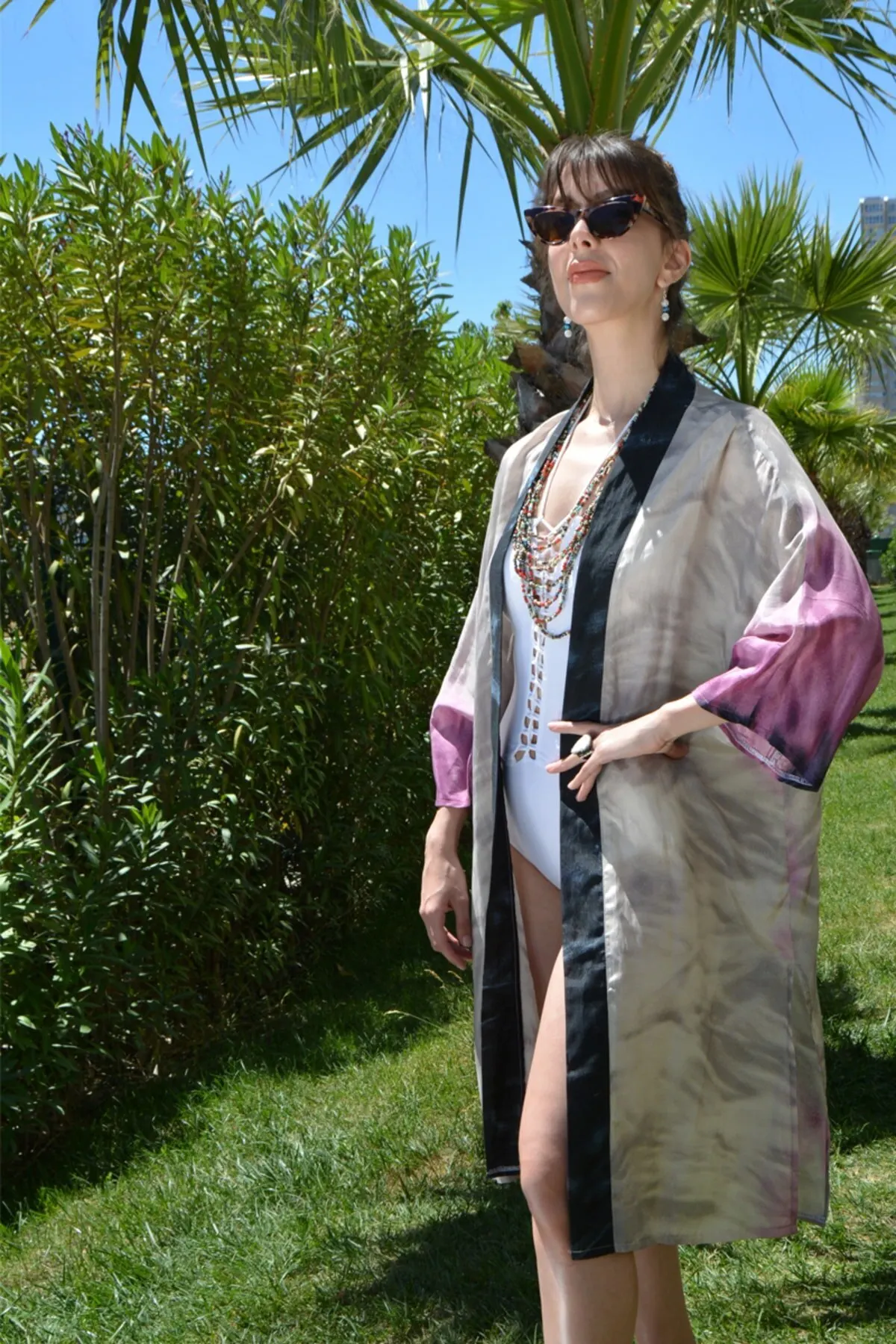 Women's Pareo Silver Kimono Swimwear Cover Up Dress Sexy Tunic Suit Beachwear Female Beach Bikini Cover Loose Mini Dress
Women's Pareo Silver Kimono Swimwear Cover Up Dress Sexy Tunic Suit Beachwear Female Beach Bikini Cover Loose Mini Dress