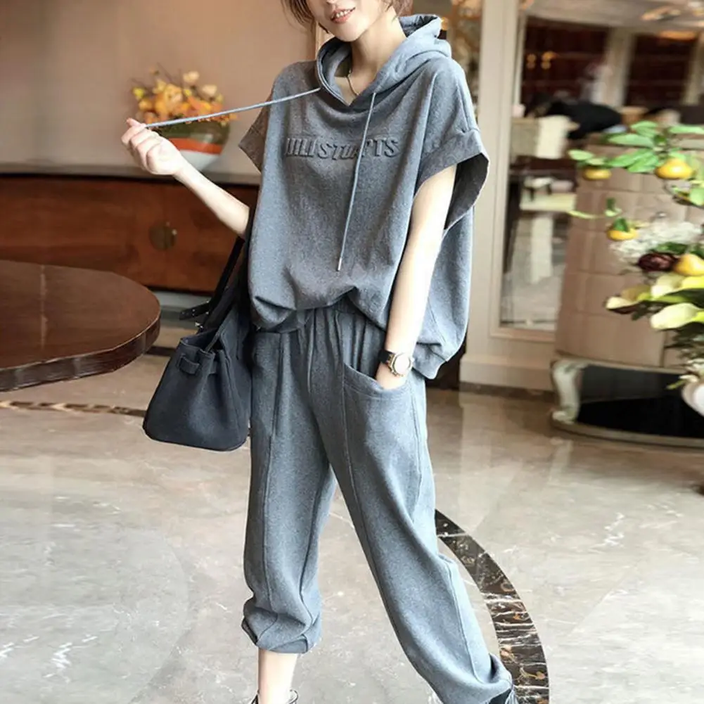 Solid Color Hoodie Pants Set Stylish 2-piece Hoodie Pants Set Drawstring Solid Color Short Sleeve Elastic Waist for Ladies
Solid Color Hoodie Pants Set Stylish 2-piece Hoodie Pants Set Drawstring Solid Color Short Sleeve Elastic Waist for Ladies