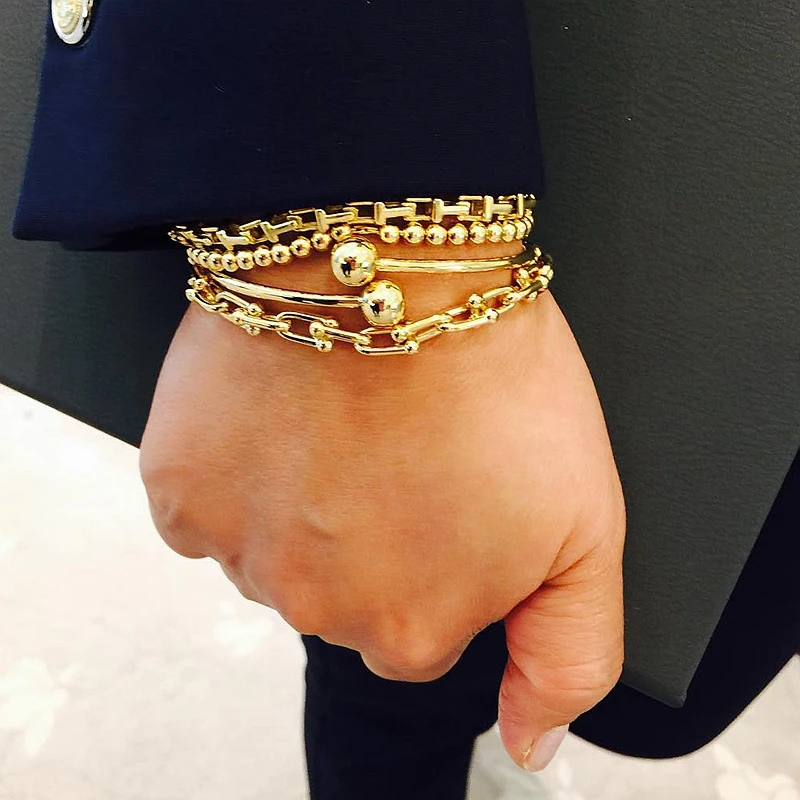 Женский плиссированный браслет с U-образной цепью из латуни и меди 18K 
Женский плиссированный браслет с U-образной цепью из латуни и меди 18K