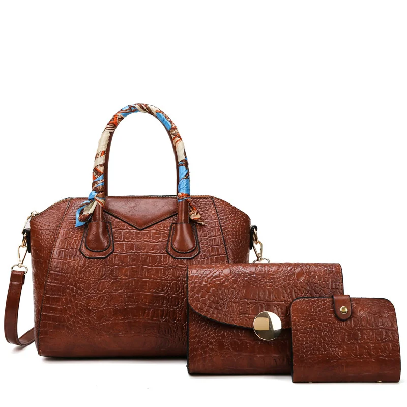 Fashion new large bag embossed handle mother bag Single Shoulder Messenger multi-purpose women's bag
Fashion new large bag embossed handle mother bag Single Shoulder Messenger multi-purpose women's bag