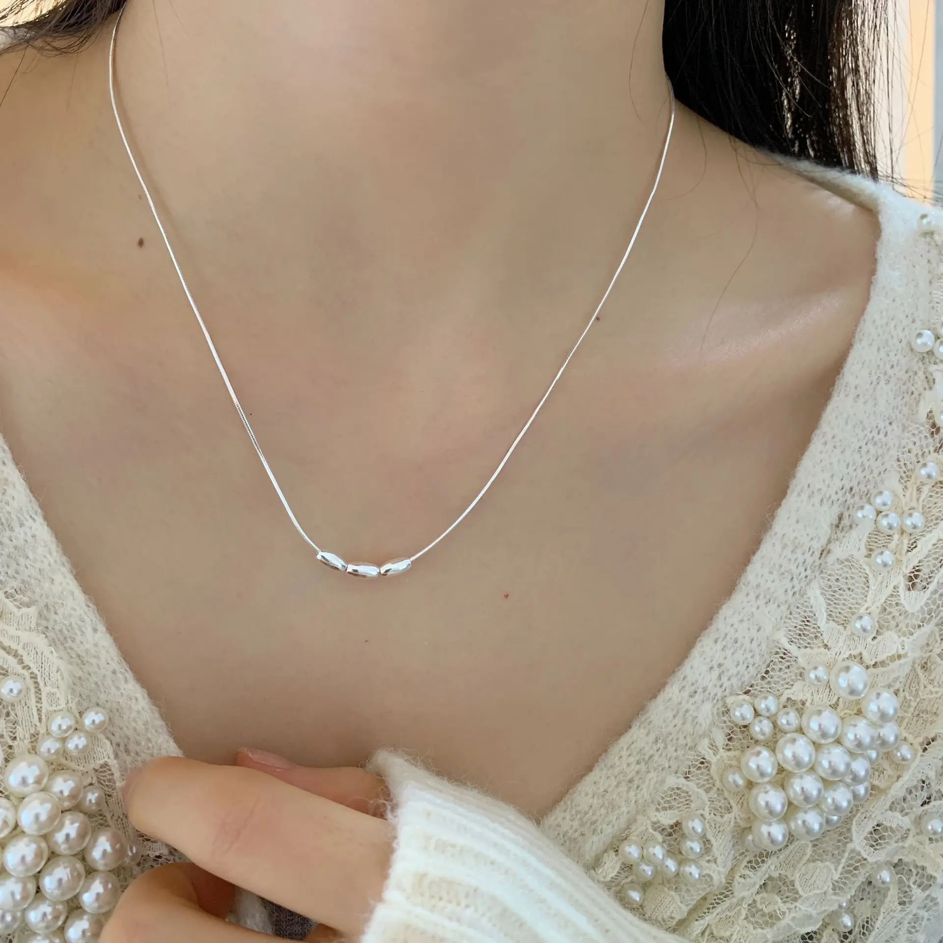 Design Simple Silver Color Necklace French Exquisite Snake Bone Clavicle Chain Necklaces
Design Simple Silver Color Necklace French Exquisite Snake Bone Clavicle Chain Necklaces