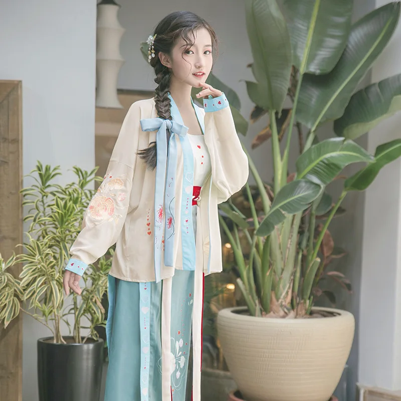 Original New Women Chinese Style Ancient Fairy Hanfu Dress Lady Oriental Traditional Embroidery Three Piece Suit Fluffy Costume
Original New Women Chinese Style Ancient Fairy Hanfu Dress Lady Oriental Traditional Embroidery Three Piece Suit Fluffy Costume