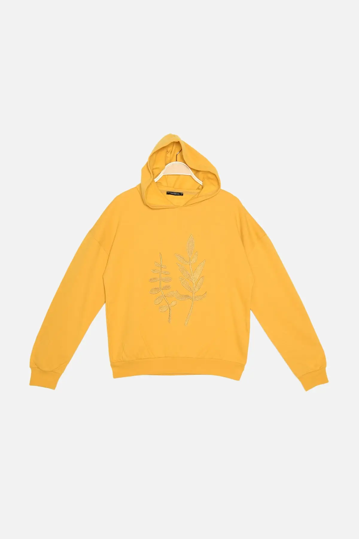 Trendyol Basic Hooded Embroideried and Şardonlu Knitted Sweatshirt TWOAW22SW0871
Trendyol Basic Hooded Embroideried and Şardonlu Knitted Sweatshirt TWOAW22SW0871