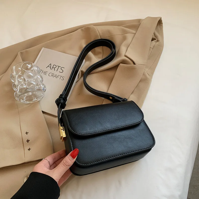 Winter Single Shoulder Small Bag Women's Bag 2021 New Trendy Fashion Messenger Bag Wild Single Shoulder Small Square Bag
Winter Single Shoulder Small Bag Women's Bag 2021 New Trendy Fashion Messenger Bag Wild Single Shoulder Small Square Bag
