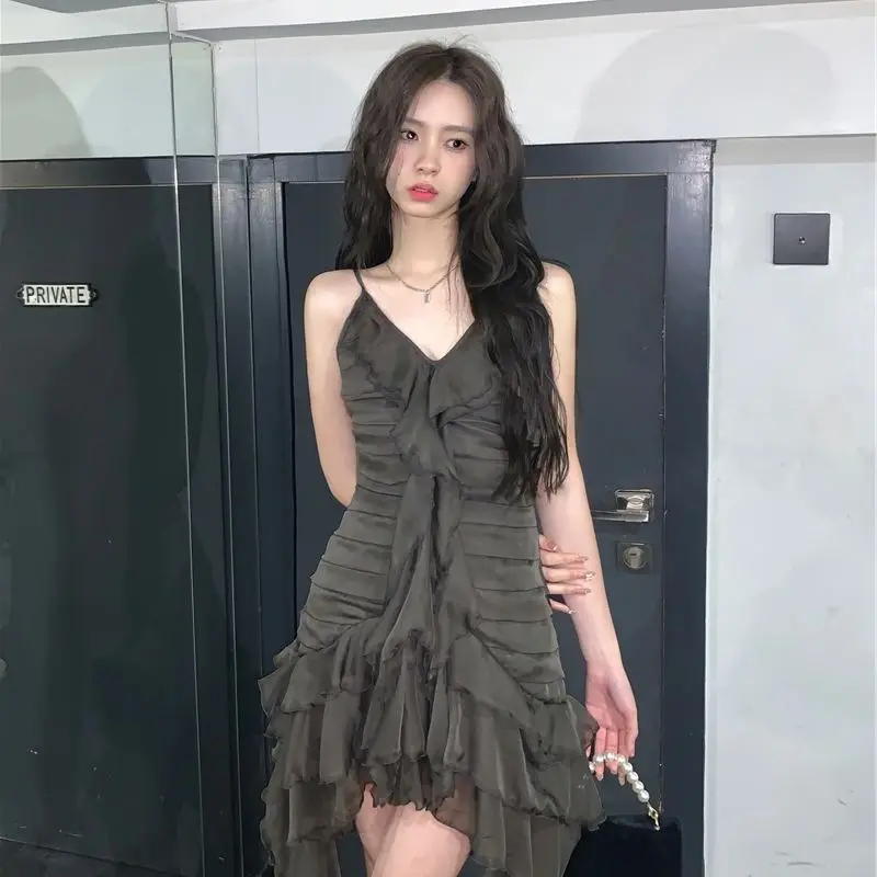 Fairy Grunge Bandage Mini Dress Gothic Ruffles Dress Sleeveless Irreular V-neck Cake Dress Emo Alt Clothes Vintage
Fairy Grunge Bandage Mini Dress Gothic Ruffles Dress Sleeveless Irreular V-neck Cake Dress Emo Alt Clothes Vintage