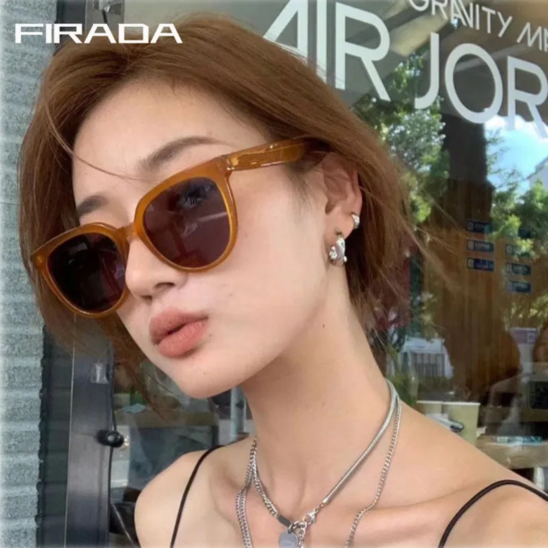 FIRADA New Fashion Personalized Sunglasses Women's 2023 Retro Small Size Luxury Glasses Polarized UV400 Sunnies For Women 20083
FIRADA New Fashion Personalized Sunglasses Women's 2023 Retro Small Size Luxury Glasses Polarized UV400 Sunnies For Women 20083