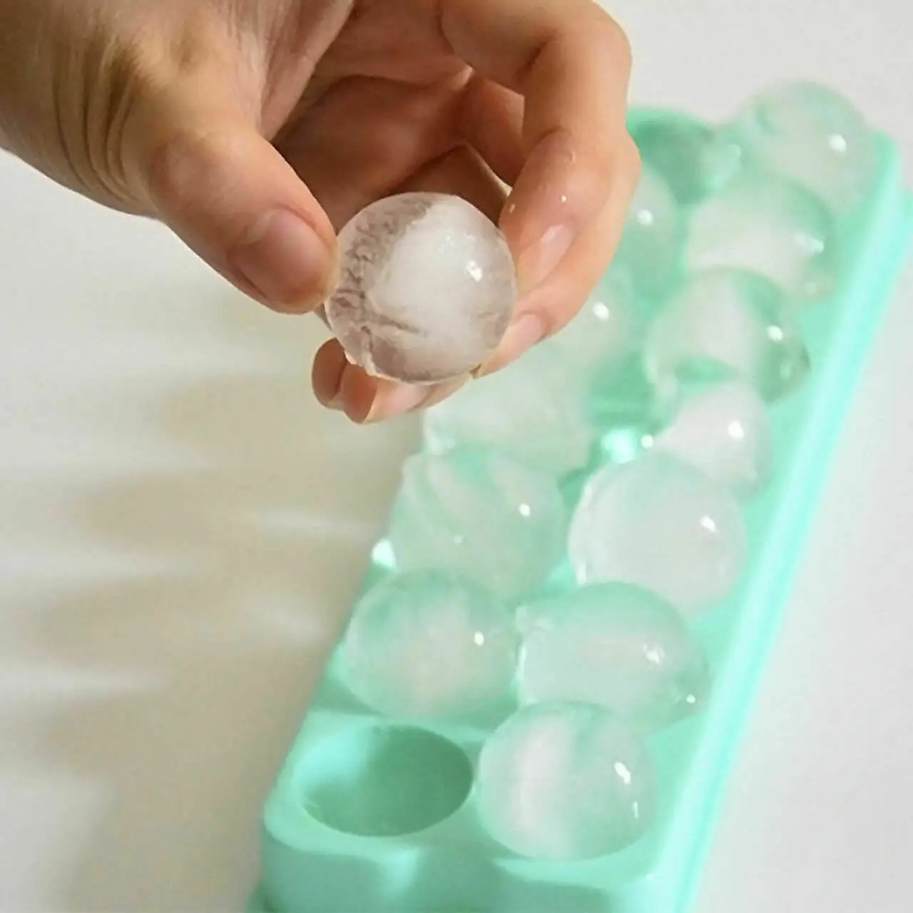 1PC Plastic 14 Grid Ice Ball Maker Mold 3D Spherical Ice Mould Candy Pudding Tray DIY Cake Decorating Tool Bar Accessories
1PC Plastic 14 Grid Ice Ball Maker Mold 3D Spherical Ice Mould Candy Pudding Tray DIY Cake Decorating Tool Bar Accessories