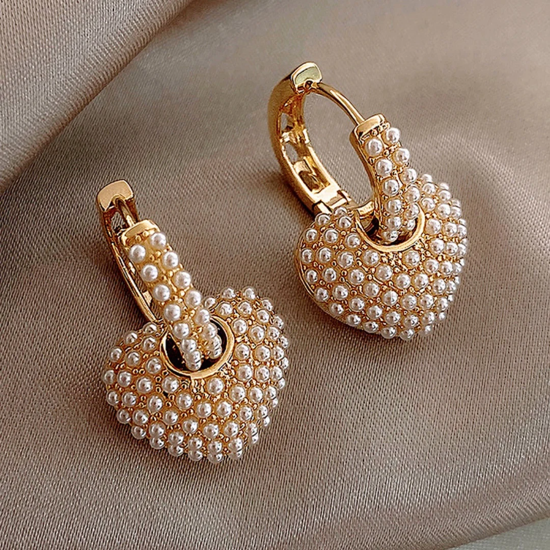 Korean Fashion Pearl Earrings Love Pendant Fashion Women's Pearl Earrings Stainless Steel Jewelry Wholesale Girls' Party Gifts
Korean Fashion Pearl Earrings Love Pendant Fashion Women's Pearl Earrings Stainless Steel Jewelry Wholesale Girls' Party Gifts