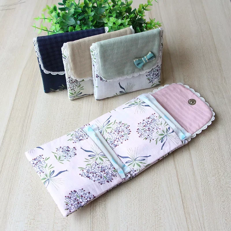 Women Girl Flower Pattern Sanitary Pad Organizer Purse Napkin Towel Storage Bags Cosmetic Pouch Case Sanitary Napkin Bag
Women Girl Flower Pattern Sanitary Pad Organizer Purse Napkin Towel Storage Bags Cosmetic Pouch Case Sanitary Napkin Bag
