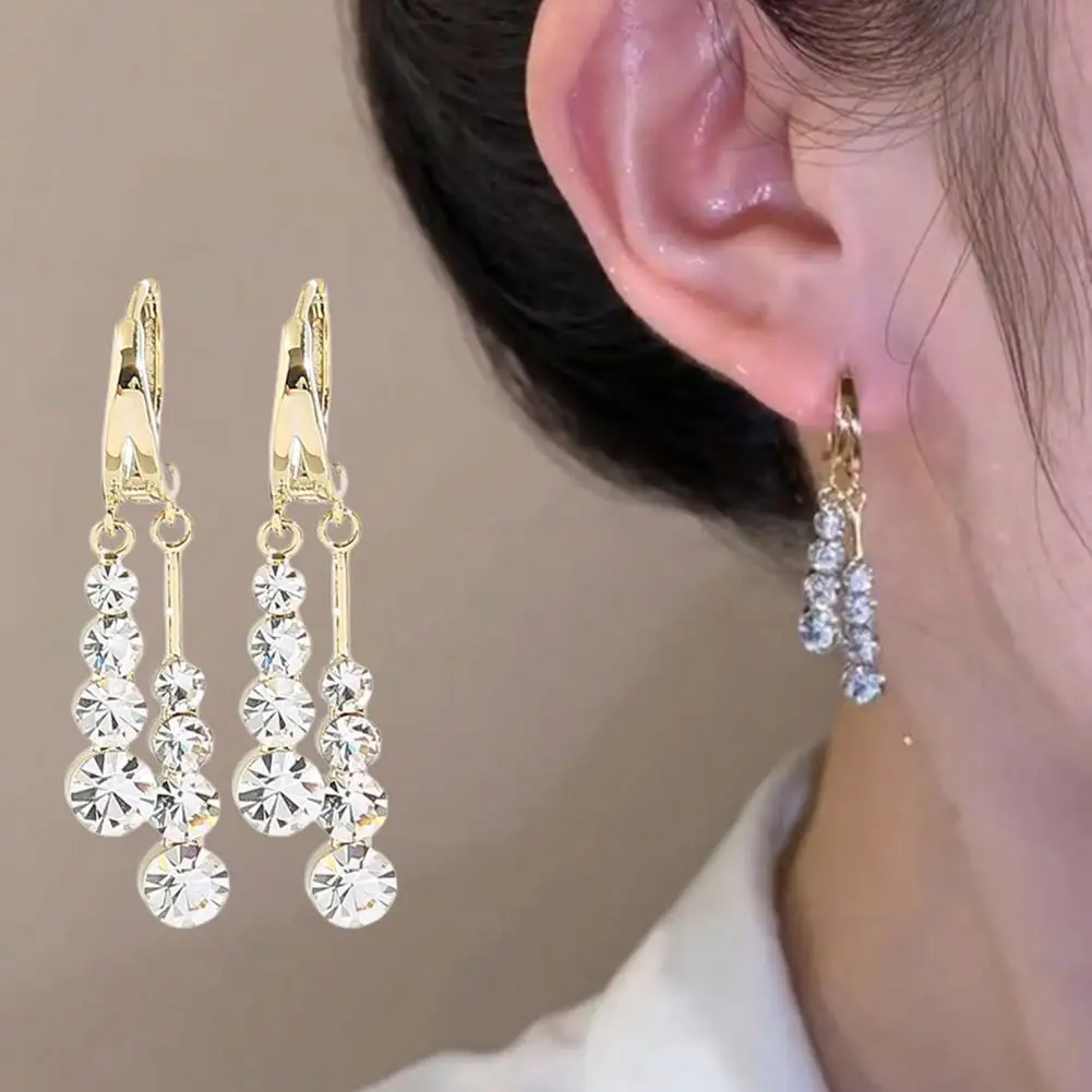 Charming Women Drop Earrings Light Luxury Design Shiny Minimalist Tassel Earrings Women Earrings Hoop Earrings 1 Pair
Charming Women Drop Earrings Light Luxury Design Shiny Minimalist Tassel Earrings Women Earrings Hoop Earrings 1 Pair