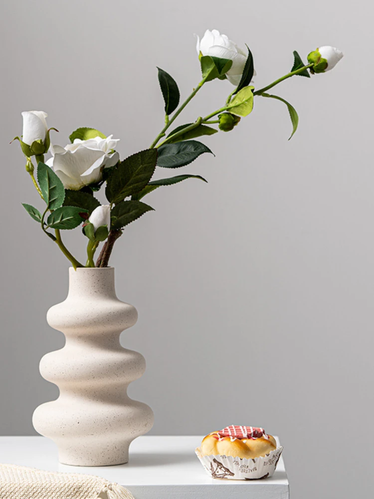 Vase decoration vase simple retro vase room decoration ceramic vase Nordic style decoration vase ceramic gouden accessoires huis
Vase decoration vase simple retro vase room decoration ceramic vase Nordic style decoration vase ceramic gouden accessoires huis