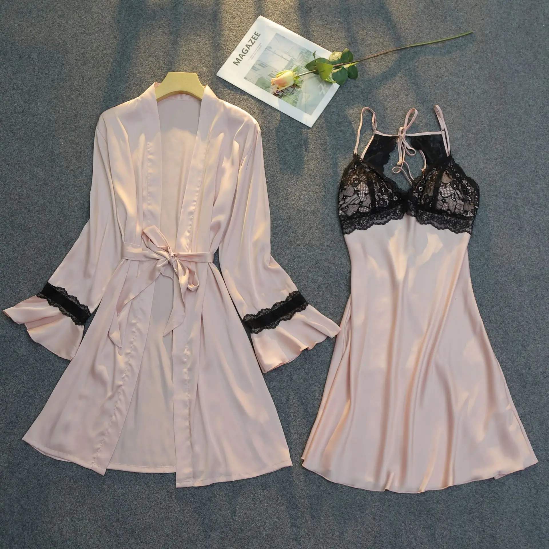 Шелковый халат для подружки невесты, кружевные платья, атласное платье, сексуальные женские халаты, кимоно, халат, пижамы, ночные рубашки дл... 
Шелковый халат для подружки невесты, кружевные платья, атласное платье, сексуальные женские халаты, кимоно, халат, пижамы, ночные рубашки дл...