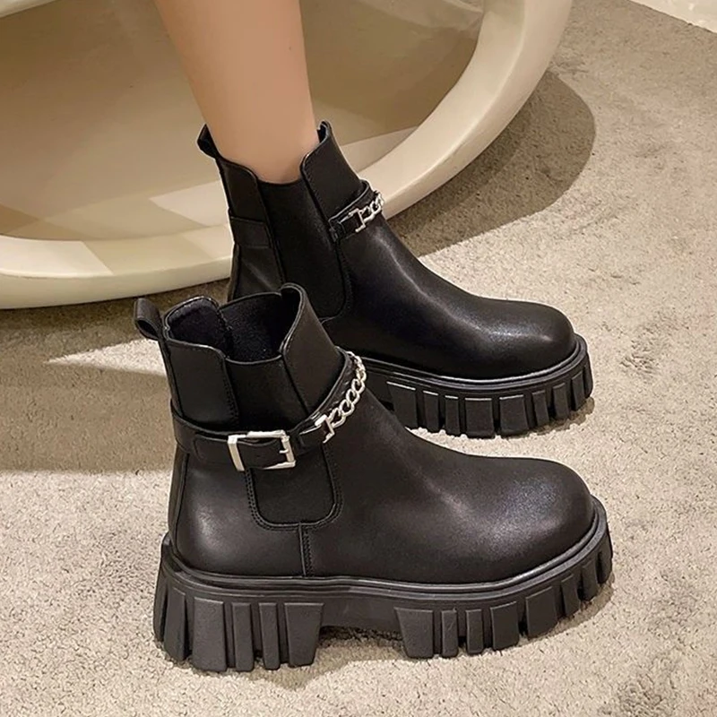 Flats Platform Women Chelsea Ankle Boots Chain Casual Luxury Shoes Winter Women Designer 2024 New Fashion Boots Walking Zapatos
Flats Platform Women Chelsea Ankle Boots Chain Casual Luxury Shoes Winter Women Designer 2024 New Fashion Boots Walking Zapatos