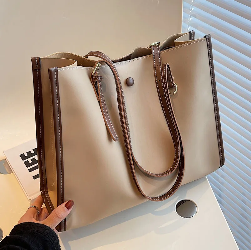 Мягкая искусственная кожа женская сумка на плечо большая вместительность дизайнерская Брендовая женская сумка дорожная женская большая с...
Мягкая искусственная кожа женская сумка на плечо большая вместительность дизайнерская Брендовая женская сумка дорожная женская большая с...