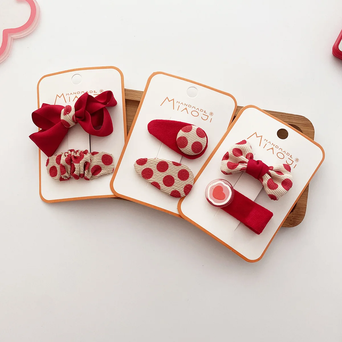 Baby Hairpins New Bow Headgear Cute Sweet Little Girl Hair Accessories Summer Net Red Clips Children Hair Clips Gifts
Baby Hairpins New Bow Headgear Cute Sweet Little Girl Hair Accessories Summer Net Red Clips Children Hair Clips Gifts