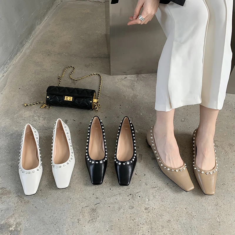 Square Toe Women Flats Black/White/Khaki Rivet Design Shallow Slip On Mules Ballet Loafers Party Dance Shoes Size 35-39 Rivet
Square Toe Women Flats Black/White/Khaki Rivet Design Shallow Slip On Mules Ballet Loafers Party Dance Shoes Size 35-39 Rivet