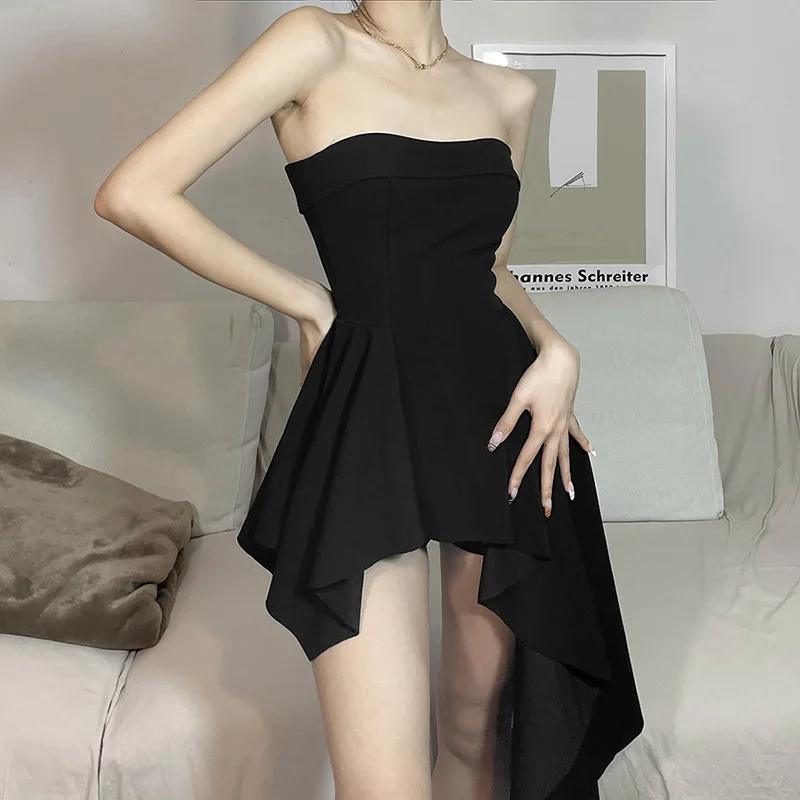WeiYao Hitam Desain Dewasa Misterius Sense Pesta Malam Tren Fashion Ramping Feminitas Wanita Cantik Atasan Tube Gaun Seksi
WeiYao Hitam Desain Dewasa Misterius Sense Pesta Malam Tren Fashion Ramping Feminitas Wanita Cantik Atasan Tube Gaun Seksi