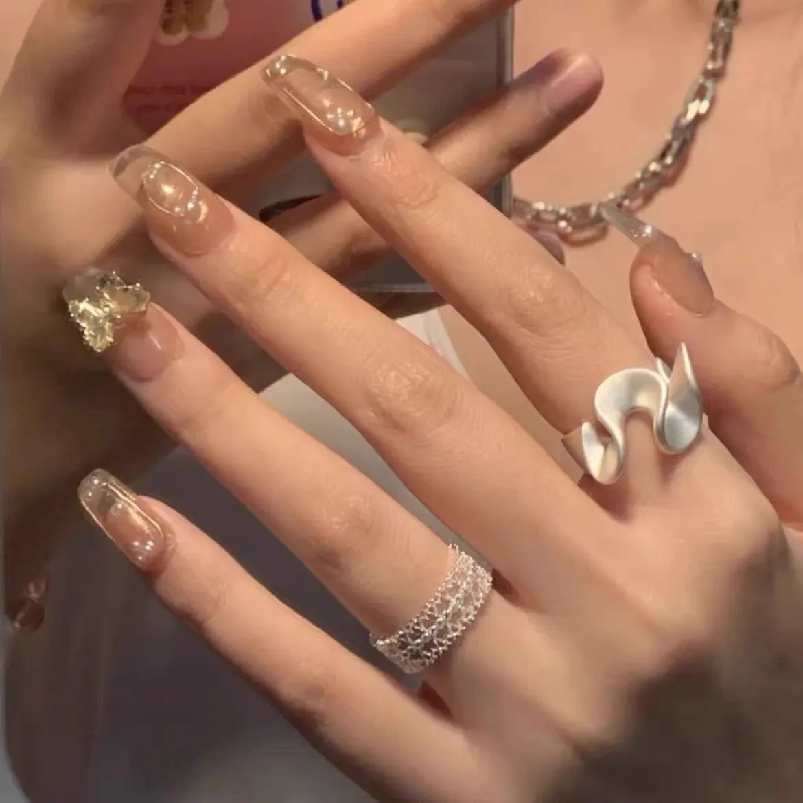 Retro Rings for Women Japanese and Korean Design Ring Rim Zircon Ring Luxury Index Finger Ring Valentine's Day Gift Lovers Ring
Retro Rings for Women Japanese and Korean Design Ring Rim Zircon Ring Luxury Index Finger Ring Valentine's Day Gift Lovers Ring