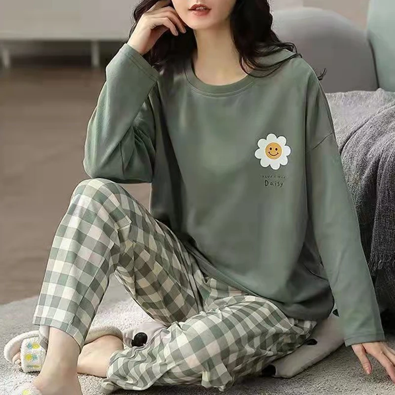 Pure Cotton Pajamas Women's Spring and Autumn Models Long-sleeved Home Service Women's Simple Loose Casual Suit Large Size 5XL
Pure Cotton Pajamas Women's Spring and Autumn Models Long-sleeved Home Service Women's Simple Loose Casual Suit Large Size 5XL