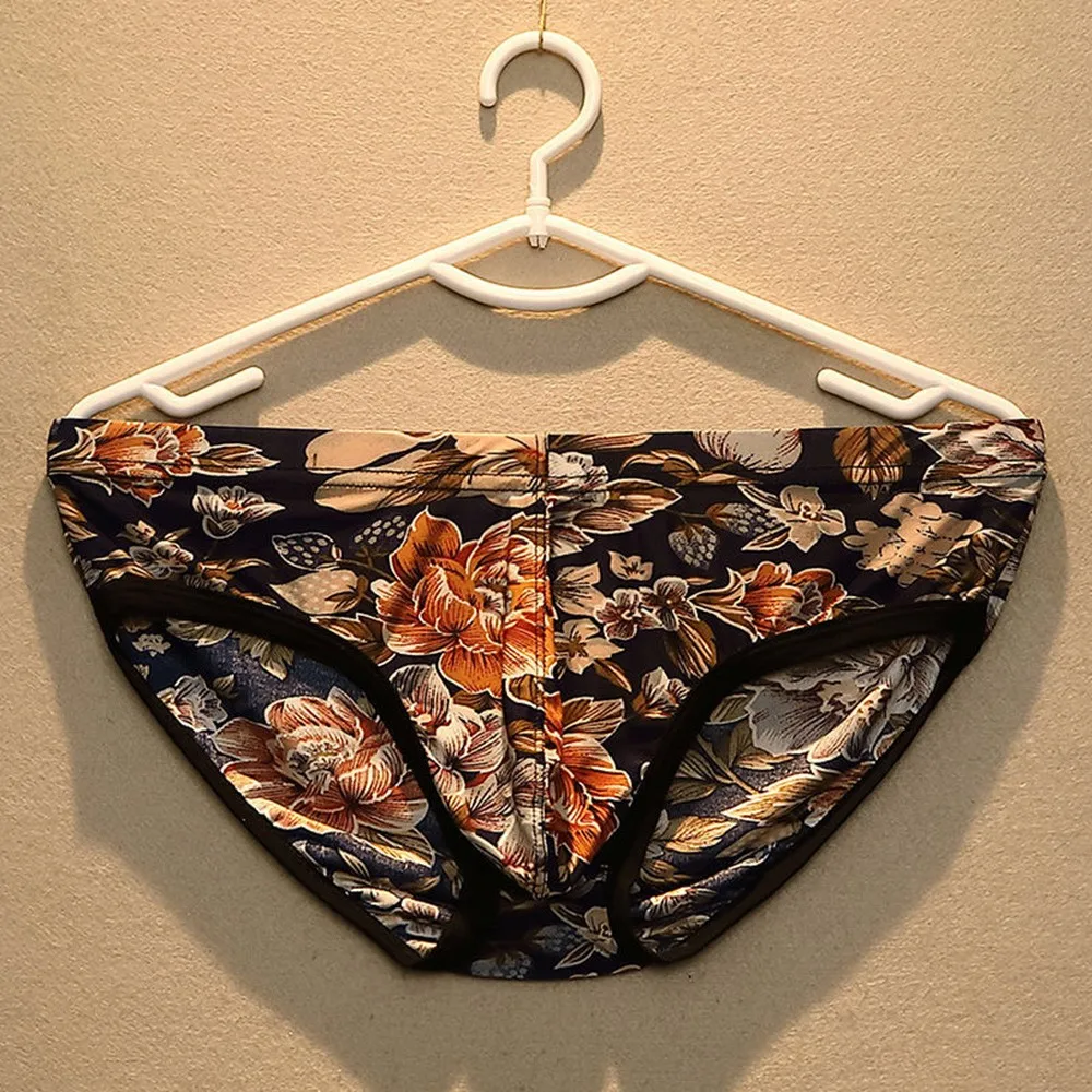 2023 Men Underwear Floral Print Briefs Emi-Transparent Breathable Silky Smooth High Quality Men Lingerie Elasticity Slips
2023 Men Underwear Floral Print Briefs Emi-Transparent Breathable Silky Smooth High Quality Men Lingerie Elasticity Slips