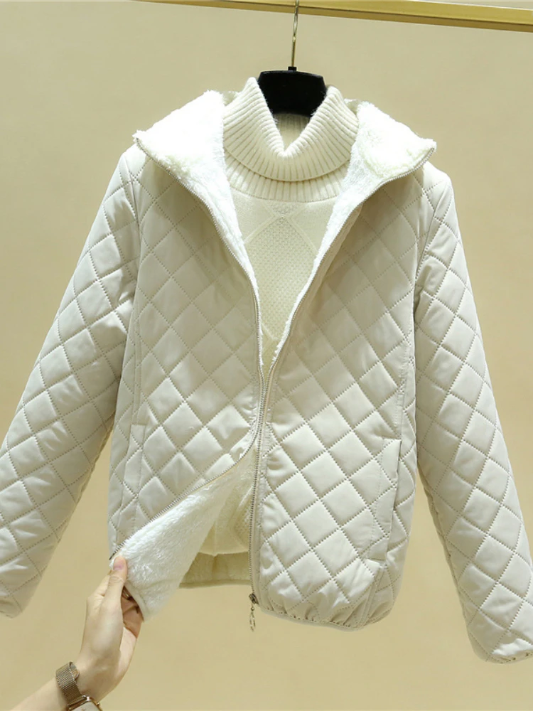 Winter Women's Clothing 2022 Fashion New Casual Plaid Cotton Coat Women's Cotton Thick Coat Stand Collar Jacket Coats for Wome
Winter Women's Clothing 2022 Fashion New Casual Plaid Cotton Coat Women's Cotton Thick Coat Stand Collar Jacket Coats for Wome