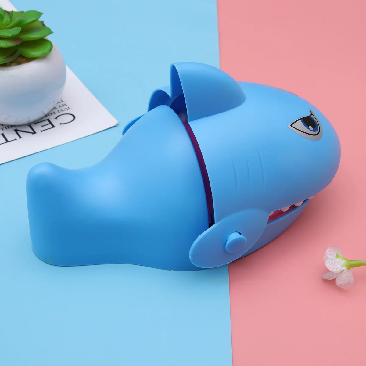 Finger Biting Shark Creative Joke Trick Tooth Extraction Game Interactive Toys for Children and Parents Blue Birthday gift
Finger Biting Shark Creative Joke Trick Tooth Extraction Game Interactive Toys for Children and Parents Blue Birthday gift