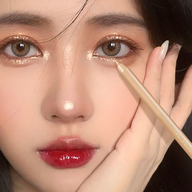 Diamond Eyeshadow Pen Waterproof Pearlescent Glitter Highlight Matte Brighten Silkworm Makeup Pencil Shiny Eyelids Cosmetic 1PCS
Diamond Eyeshadow Pen Waterproof Pearlescent Glitter Highlight Matte Brighten Silkworm Makeup Pencil Shiny Eyelids Cosmetic 1PCS