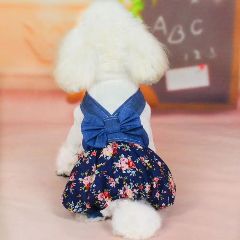 Fashionable Pet Dog Costume Back Strap Design Soft Dog Denim Overalls Pet Dress Pet Clothes
Fashionable Pet Dog Costume Back Strap Design Soft Dog Denim Overalls Pet Dress Pet Clothes