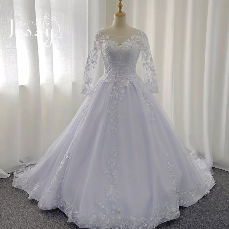 Luxury Wedding Dressmatte Satin With Embroidered Princess Ball Gown O-neck Sweetheart O-neck Bride Church Wedding Vestido De Nov
Luxury Wedding Dressmatte Satin With Embroidered Princess Ball Gown O-neck Sweetheart O-neck Bride Church Wedding Vestido De Nov
