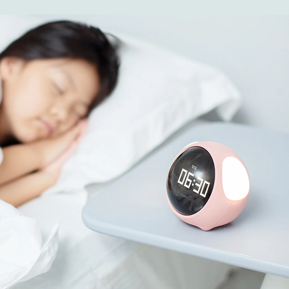 2022 New Cute Expression Child Multifunctional Bedside Voice Control Night Light Snooze Chargeable Alarm Clock
2022 New Cute Expression Child Multifunctional Bedside Voice Control Night Light Snooze Chargeable Alarm Clock