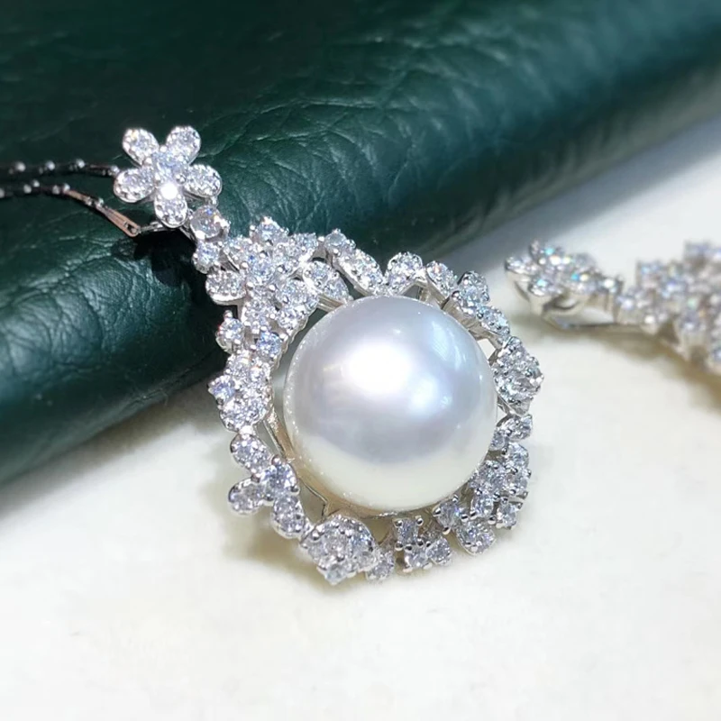 MeiBaPJ 13-13.5mm Luxurious Freshwater Pearl Fashion Flower Pendant Necklace 925 Sterling Silver Fine Wedding Jewelry for Women
MeiBaPJ 13-13.5mm Luxurious Freshwater Pearl Fashion Flower Pendant Necklace 925 Sterling Silver Fine Wedding Jewelry for Women