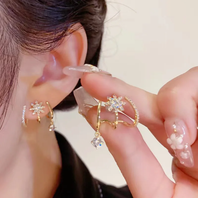 Inlaid Zircon Gold Colour Flower Earrings Women’s Unique Design Personality Earrings Wedding Jewelry Birthday Gifts
Inlaid Zircon Gold Colour Flower Earrings Women’s Unique Design Personality Earrings Wedding Jewelry Birthday Gifts