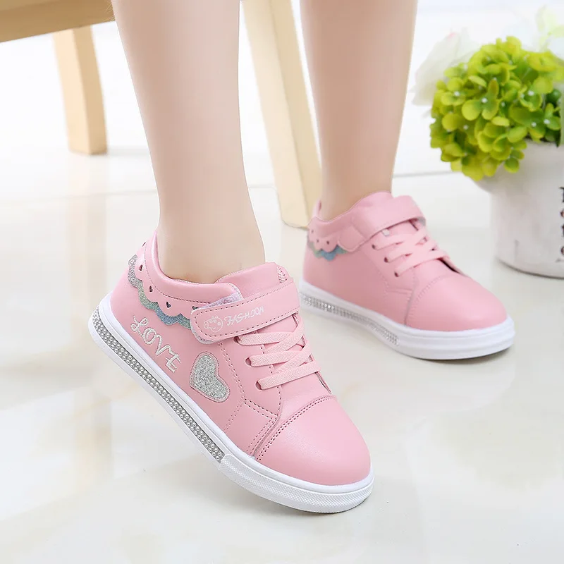 Children Casual White Shoes for Girls Medium Big Kids School Casual Shoes Skate Sneakers Spring Autumn Fashion with Heart 27-37
Children Casual White Shoes for Girls Medium Big Kids School Casual Shoes Skate Sneakers Spring Autumn Fashion with Heart 27-37