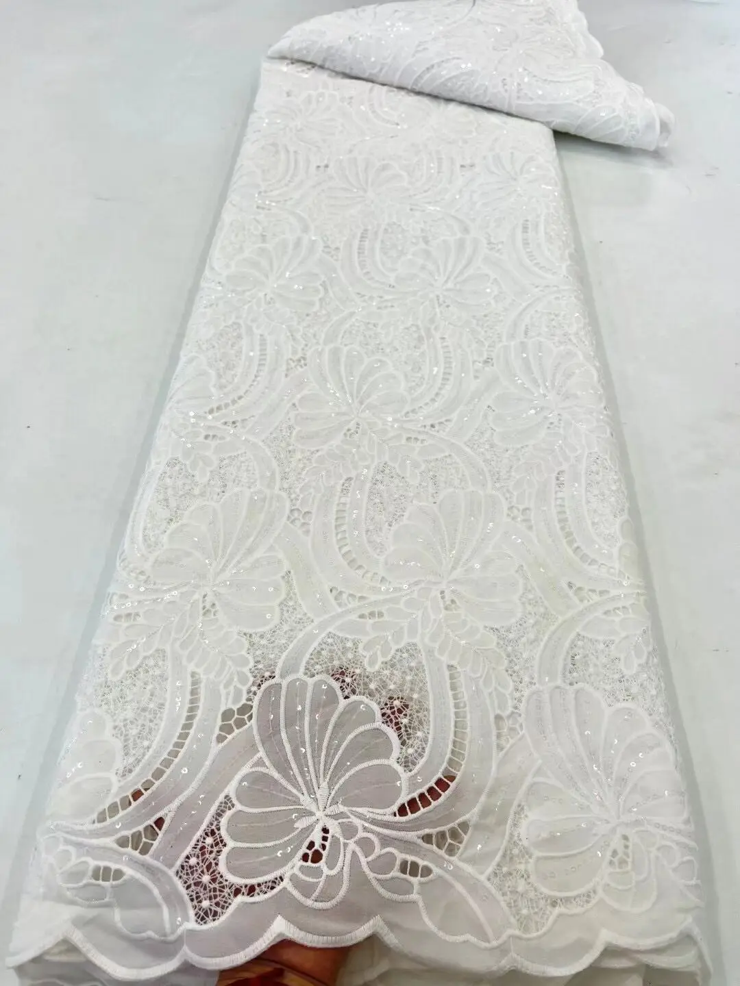 Dubai Cotton Lace Fabric 2022 Simple African Swiss Voile lace in switzerland High Quality Dry Cloth Fabrics
Dubai Cotton Lace Fabric 2022 Simple African Swiss Voile lace in switzerland High Quality Dry Cloth Fabrics