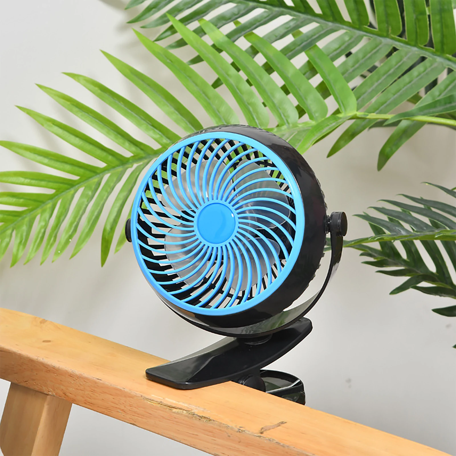 Portable Clip-On Desk Fan Quiet Rotation Adjustable Strong Airflow Adjustable Fans for Dormitory Home Supplies
Portable Clip-On Desk Fan Quiet Rotation Adjustable Strong Airflow Adjustable Fans for Dormitory Home Supplies