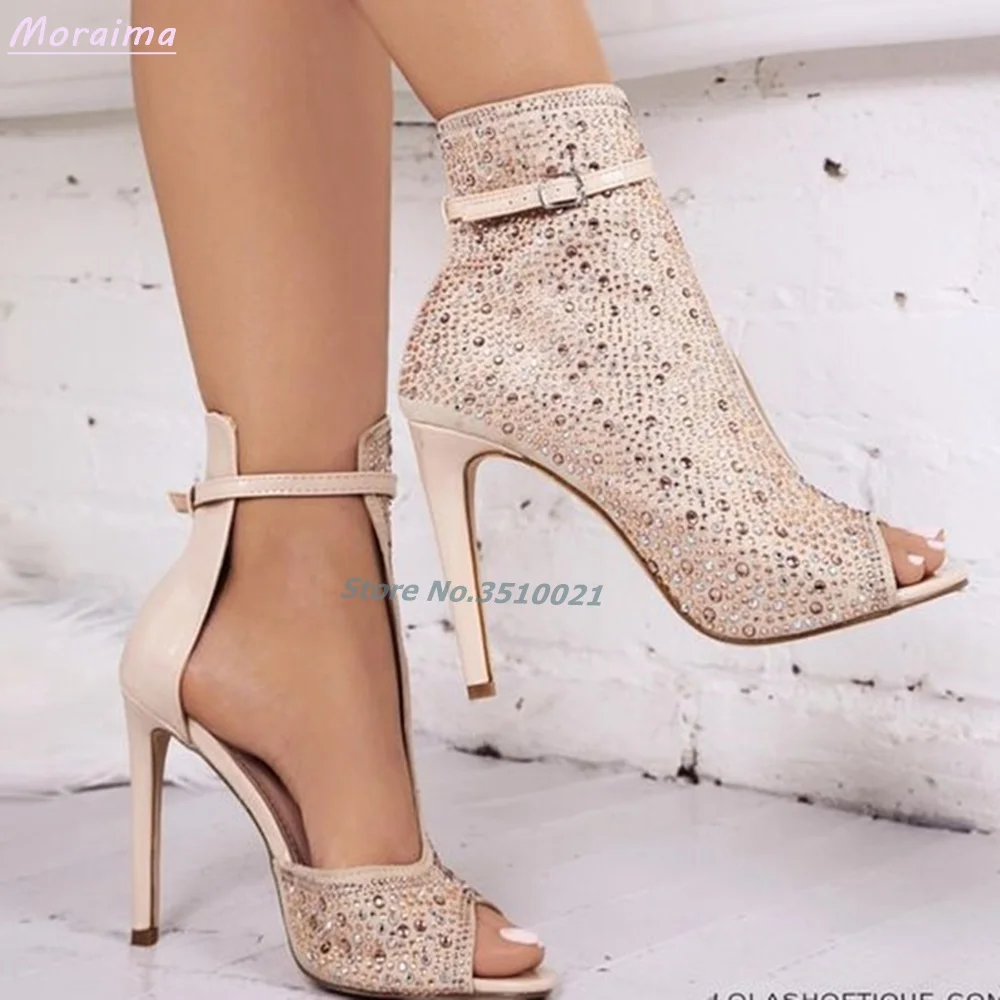 Crystal Bling Peep Toe Hollow Ankle Boots Sandals Stiletto High Heel Ankle Buckle Solid Color Sexy European Style Banquet Shoes
Crystal Bling Peep Toe Hollow Ankle Boots Sandals Stiletto High Heel Ankle Buckle Solid Color Sexy European Style Banquet Shoes