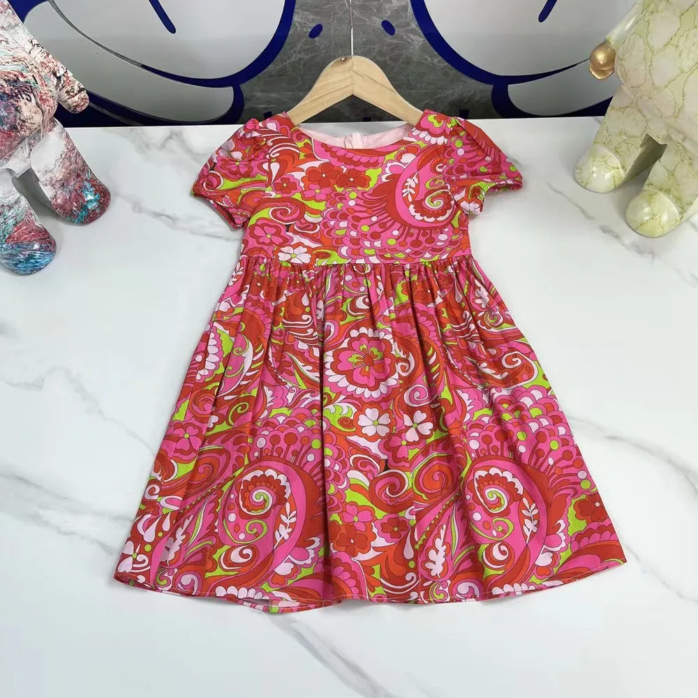 2022 high-end custom-made summer explosive girls' dress Female fashion temperament European and American cool floral dress
2022 high-end custom-made summer explosive girls' dress Female fashion temperament European and American cool floral dress
