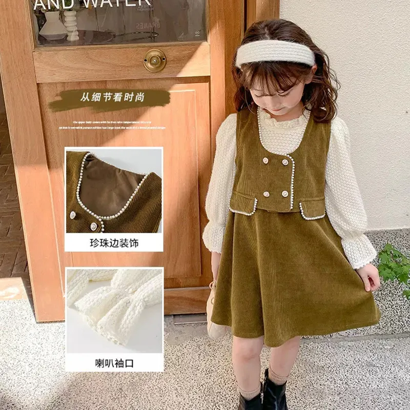 Larua Kors новые корейские комплекты детской одежды для девочек зимние с длинными расклешенными рукавами кружевные зеленые 2 шт. 
Larua Kors новые корейские комплекты детской одежды для девочек зимние с длинными расклешенными рукавами кружевные зеленые 2 шт.