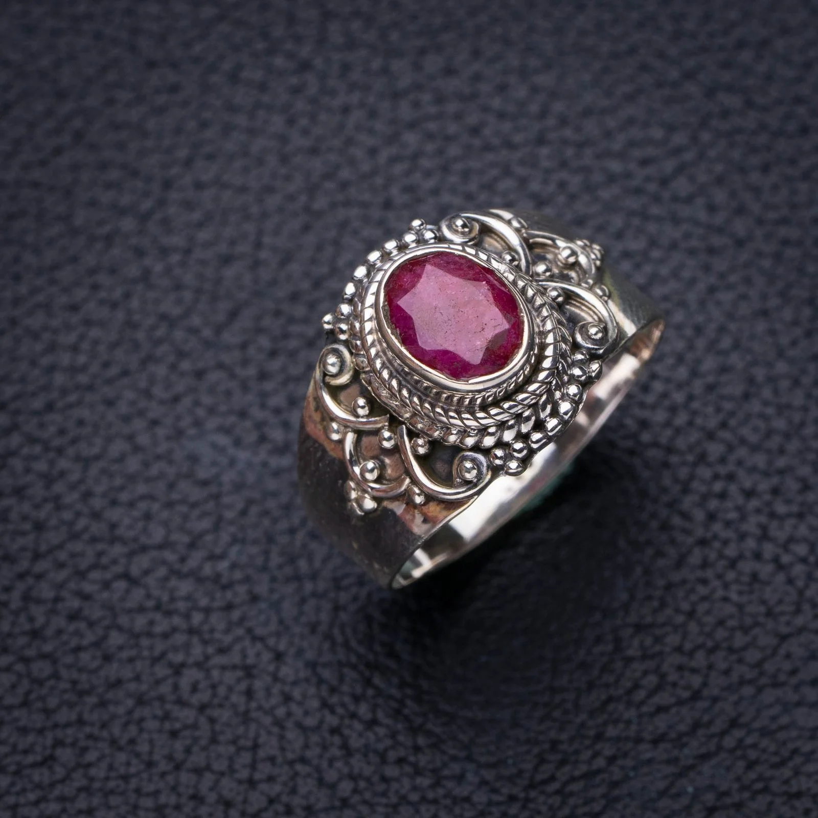 StarGems Natural Cherry Ruby Wide Band Handmade 925 Sterling Silver Ring 8.5 E8435
StarGems Natural Cherry Ruby Wide Band Handmade 925 Sterling Silver Ring 8.5 E8435