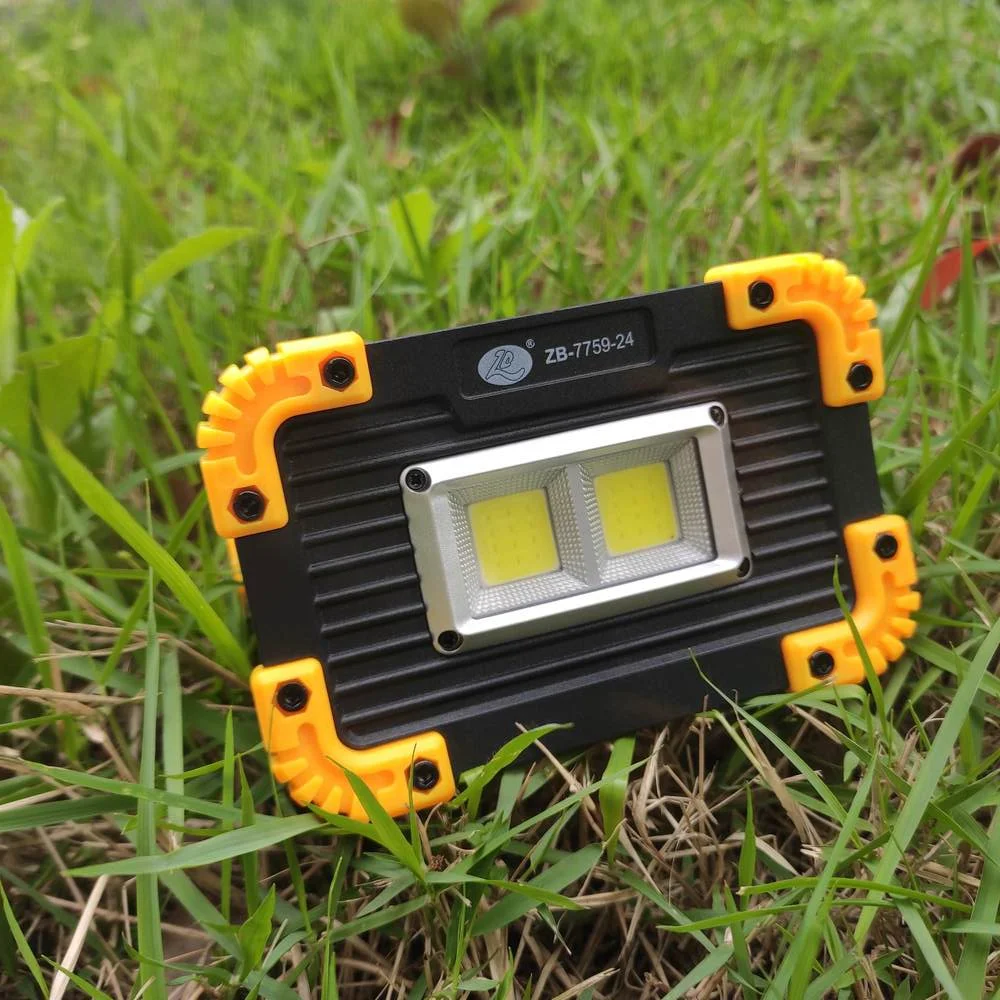 350W Portable Spotlight 500000lm Led 3 Modes Super Bright Saving COB LED Travel Light for Camping Lantern Led Lamp Use Battery
350W Portable Spotlight 500000lm Led 3 Modes Super Bright Saving COB LED Travel Light for Camping Lantern Led Lamp Use Battery
