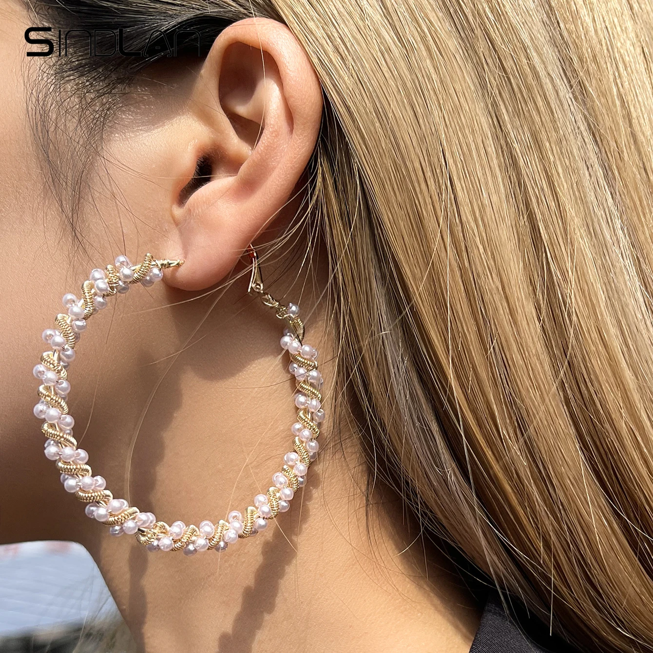 

Sindlan 1Pair Aesthetic Pearl Gold Stud Earrings for Women Kpop Geometric Boho Za Female Fashion Jewelry Encanto Aretes De Mujer
