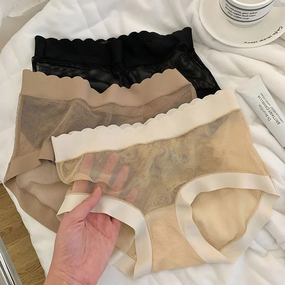 Women's Sexy Underwear Solid Color Panties Fashion Transparent Mesh Briefs Mid Waist Seamless Underpants Female Sexy Lingerie
Women's Sexy Underwear Solid Color Panties Fashion Transparent Mesh Briefs Mid Waist Seamless Underpants Female Sexy Lingerie