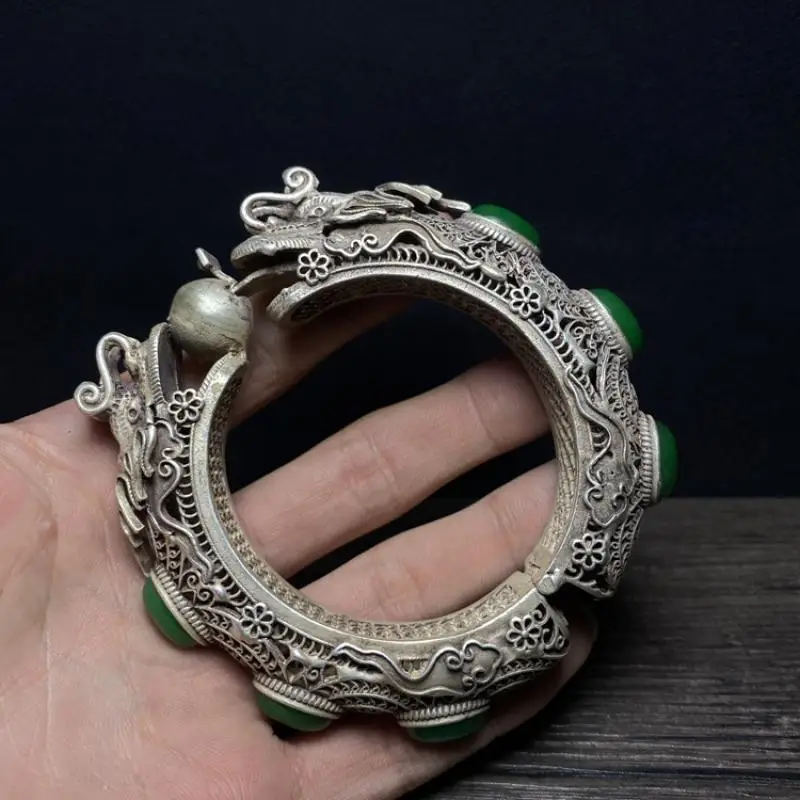 Chinese Dynasty Silver Enamel Dragon Inlay Green Jade Exorcism Amulet Bracelet
Chinese Dynasty Silver Enamel Dragon Inlay Green Jade Exorcism Amulet Bracelet