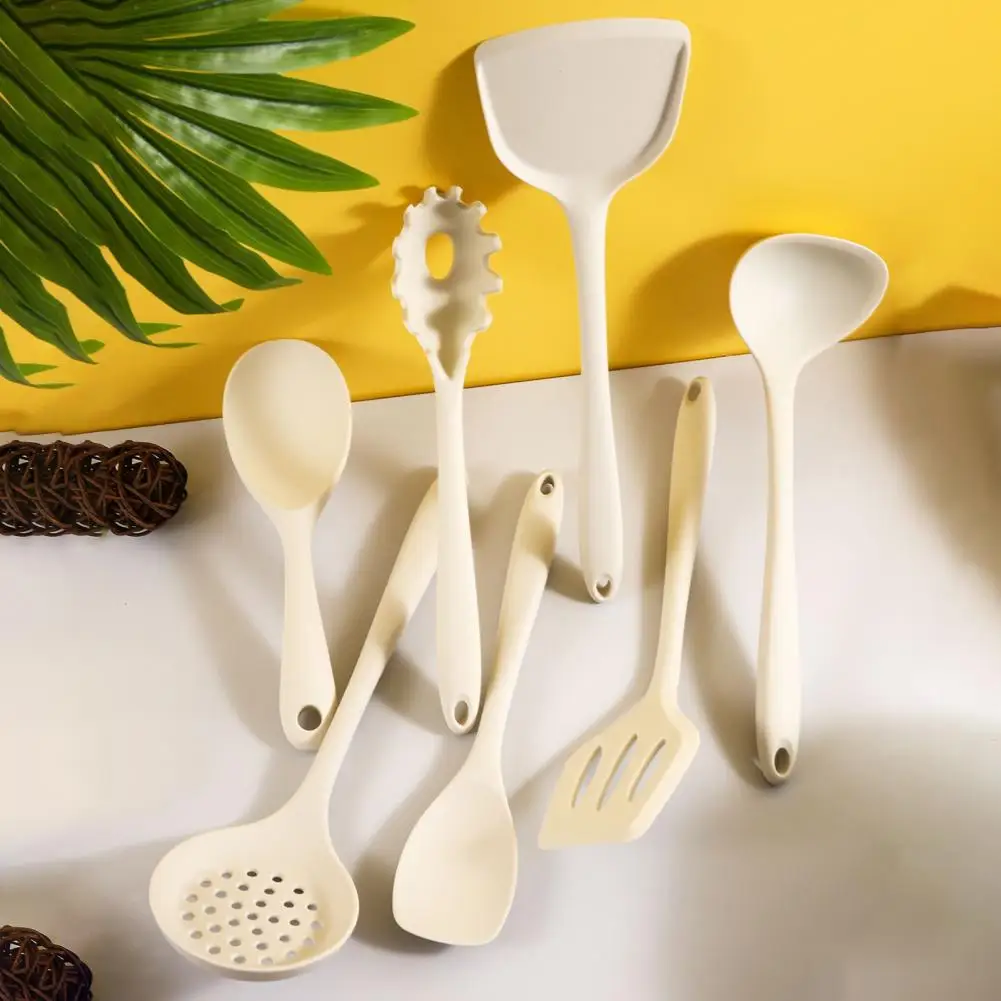 Practical Easy to Clean Heat-resistant Spatula Leak Large Spoon Cooking Utensils Food Grade Baking Utensil Kitchen Supply
Practical Easy to Clean Heat-resistant Spatula Leak Large Spoon Cooking Utensils Food Grade Baking Utensil Kitchen Supply